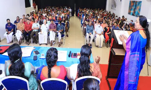 സ്ത്രീകൾ സ്വയം മുന്നോട്ടുവരണം -പി.കെ. ശ്രീമതി