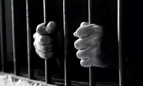 Mumbai: Man kills wife for not letting him sleep next to her, turns himself in to police