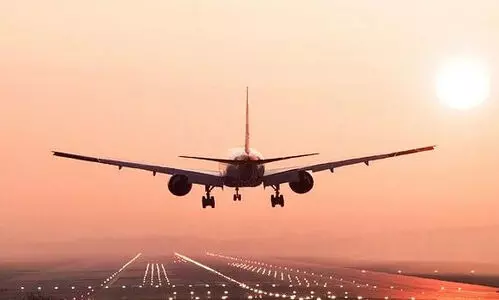 വിസ്താര എയര്‍ലൈന്‍സ് മസ്‌കത്ത്-മുംബൈ  സര്‍വിസ് 12 മുതല്‍