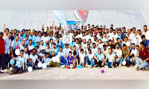 ലോകകപ്പ് ആവേശം നയിച്ച് മലയാളി ആരാധകർ ലോകകപ്പ് ആവേശം നയിച്ച് മലയാളി ആരാധകർ