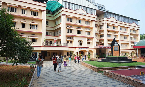 മലബാറിൽ കൂടുതൽ കോളജ് വേണമെന്ന് ഉന്നത വിദ്യാഭ്യാസ കമീഷൻ