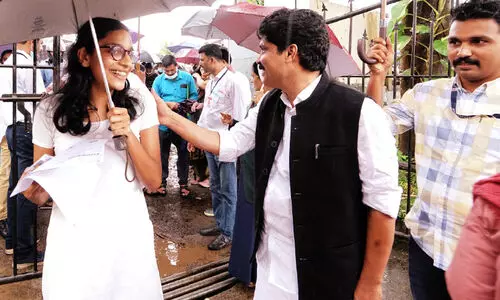 ചുരമിറങ്ങിയില്ല; സ്വന്തം ജില്ലയിൽ നീറ്റ് പരീക്ഷ എഴുതി വയനാട് ചുരമിറങ്ങിയില്ല; സ്വന്തം ജില്ലയിൽ നീറ്റ് പരീക്ഷ എഴുതി വയനാട്