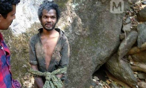 രണ്ടര ദിവസത്തിൽ ഒരു ആദിവാസി അക്രമത്തിന് ഇരയാകുന്നു