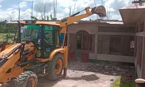 അസമിൽ 161 കെട്ടിടങ്ങൾ തകർത്തു; ഭൂമിക്ക് രേഖകളുണ്ടെന്ന് പ്രദേശവാസികൾ