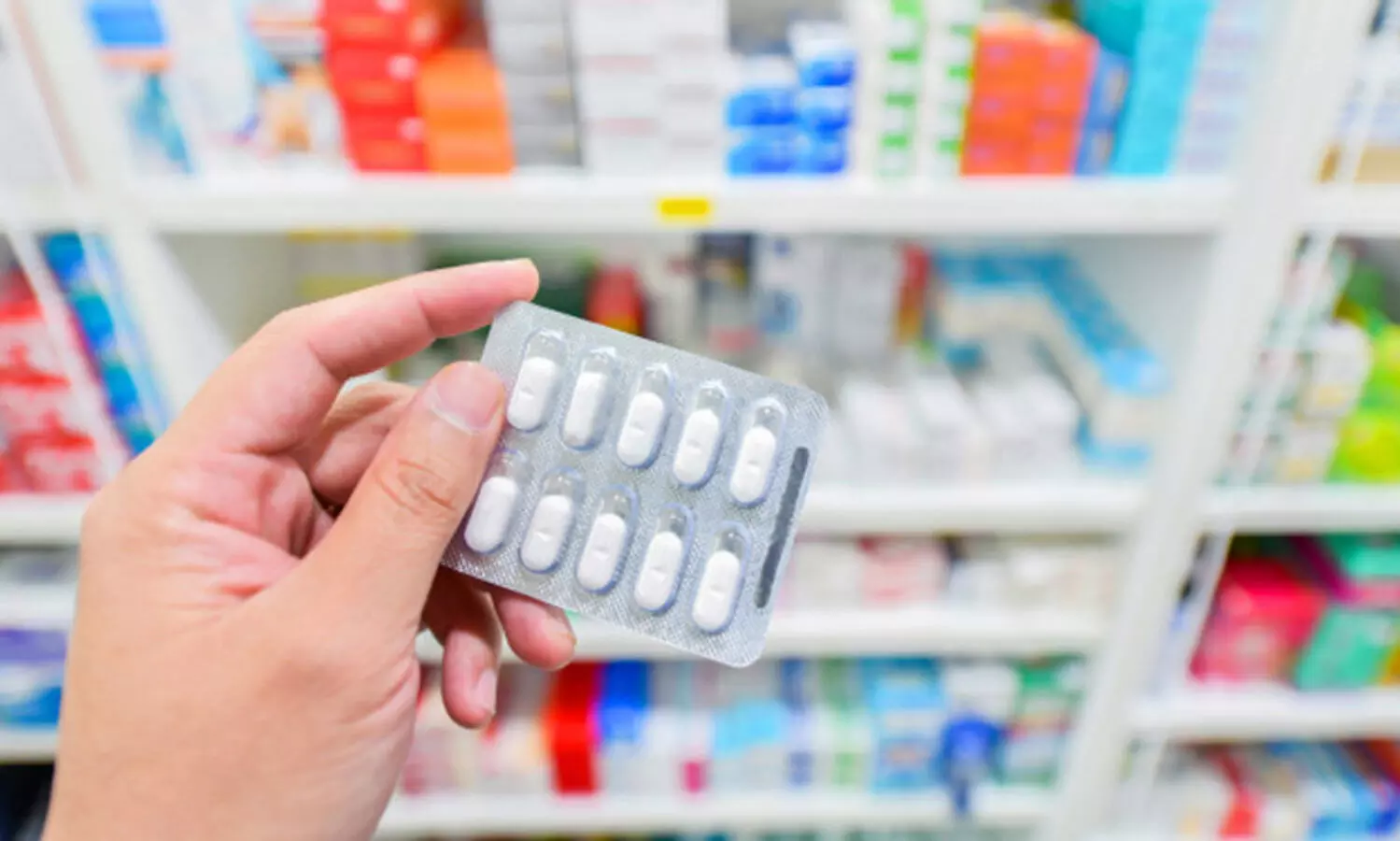 കഴുത്തറുപ്പിന്​ കേന്ദ്രം ​ൈകയയച്ചു;  ഇനി മരുന്നിനും പൊള്ളും