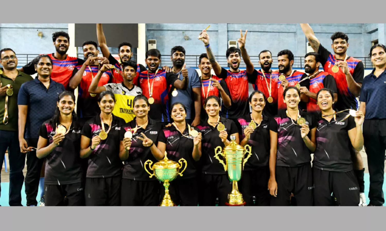 സീനിയർ വോളി: കപ്പടിച്ച് തിരുവനന്തപുരം