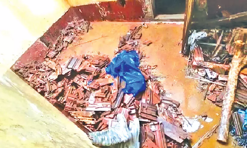 പാർക്കാനാവുന്നില്ല പാടികളിൽ