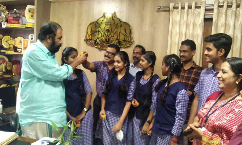 റോൾ പ്ലേയിൽ കേരളത്തിന് അഭിമാനനേട്ടം, ടീമിന് വിദ്യാഭ്യാസമന്ത്രിയുടെ അനുമോദനം റോൾ പ്ലേയിൽ കേരളത്തിന് അഭിമാനനേട്ടം, ടീമിന് വിദ്യാഭ്യാസമന്ത്രിയുടെ അനുമോദനം