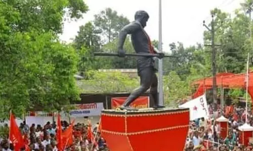 പുന്നപ്ര-വയലാർ, കയ്യൂർ സമര നായകർ സ്വാത​ന്ത്ര്യ സമര സേനാനികൾ