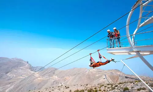 അവധിദിനങ്ങളില്‍ ജബല്‍ ജെയ്സില്‍ എത്തിയത് അരലക്ഷം സന്ദര്‍ശകര്‍