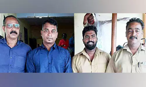 കായലിൽ ചാടിയ യുവാവിനെ രക്ഷിച്ചു