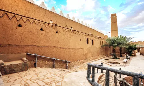 ച​രി​ത്ര​പ്ര​ധാ​ന പ​ള്ളി​ക​ളു​ടെ പു​ന​രു​ദ്ധാ​ര​ണം ര​ണ്ടാം​ഘ​ട്ടം തുടങ്ങി​