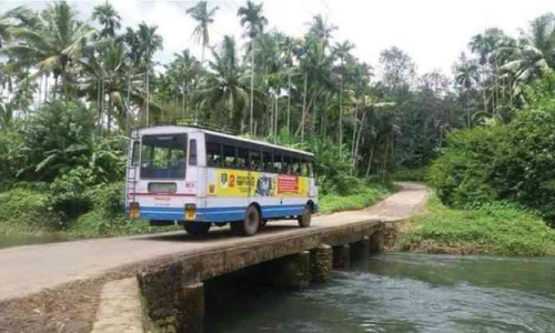 പൊന്നാംചുണ്ട്‌ പാലം പുനർനിർമാണം വൈകുന്നു