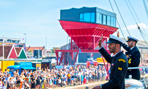 ശബാബ്​ ഒമാൻ രണ്ട്​ ആംസ്റ്റര്‍ഡാമിലേക്ക്​ തിരിച്ചു