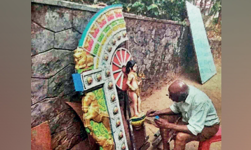 കാളക്കോലനിർമാണ കുലപതി കൃഷ്ണൻ മാഷ് ഇനി ഓർമ