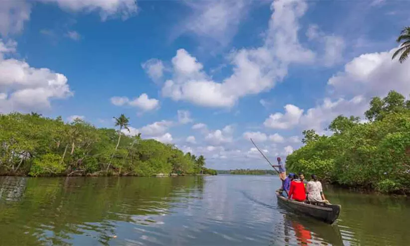 സാമ്പ്രാണിക്കോടി തുരുത്ത് തുറക്കുന്നത് വൈകും സാമ്പ്രാണിക്കോടി തുരുത്ത് തുറക്കുന്നത് വൈകും