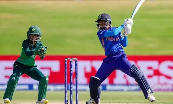 കോ​മ​ൺ വെ​ൽ​ത്ത് ഗെ​യിം​സ് ഇന്ത്യ-പാക് വനിത ക്രിക്കറ്റ് കാണാൻ വൻതിരക്ക്