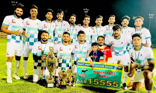 കെ.എം.സി.സി പ്രീമിയർ സോക്കറിൽ ഫാൽക്കൺ എഫ്.സിക്ക് കിരീടം