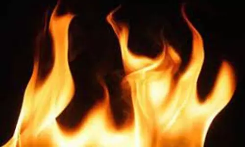 ഗോ​ഡൗ​ണി​ന്​ തീ​പി​ടി​ച്ചു