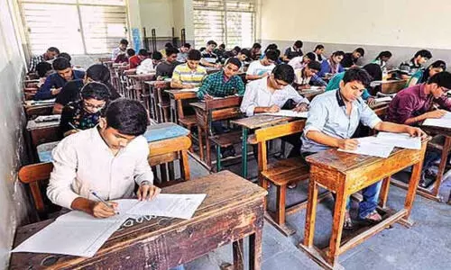 ജെ.ഇ.ഇ മെയിൻ 25ലേക്ക് നീട്ടി