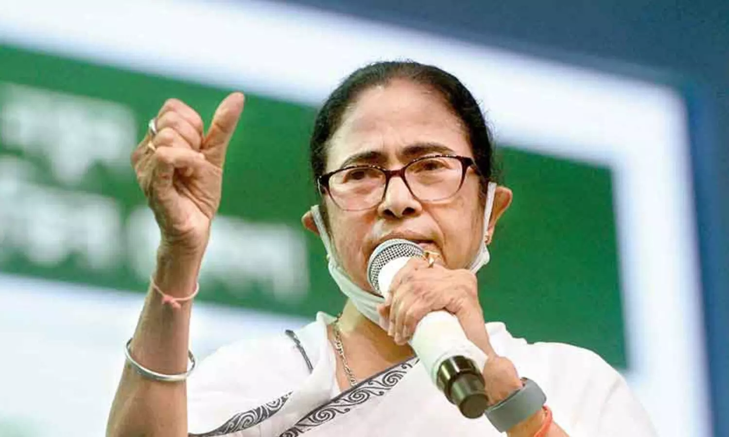 കളി തുടങ്ങിയിട്ടേയുള്ളൂ, 2024 ൽ ബി.ജെ.പിയെ തറപറ്റിക്കുമെന്ന് മമത; കൂടെയുള്ളവർ ഇവരൊക്കെ