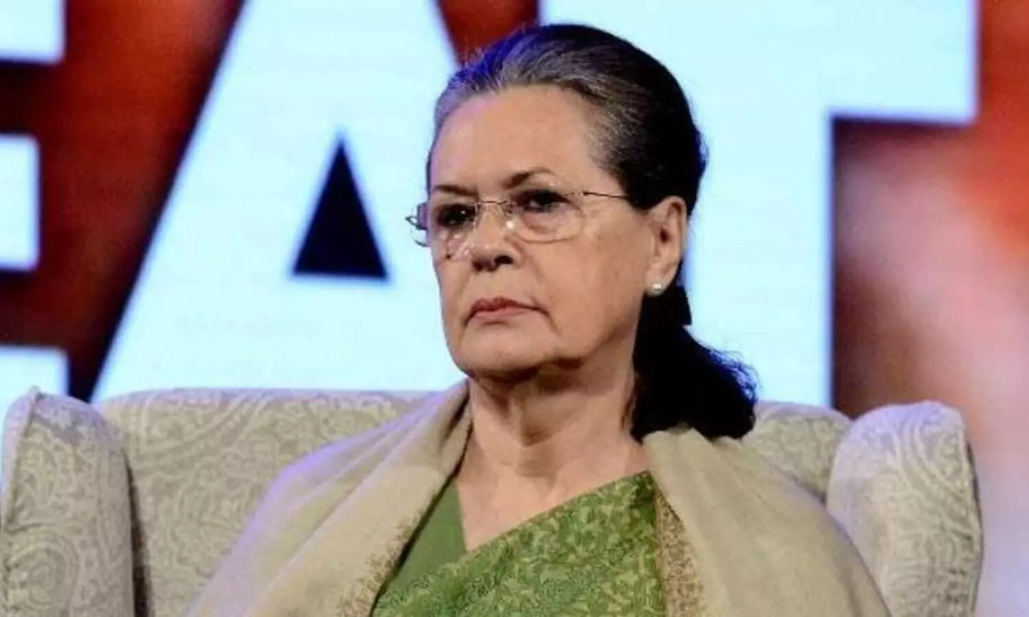 സോണിയ ഗാന്ധി കൊല്ലം മുൻസിഫ് കോടതിയിൽ ഹാജരാകാൻ ഉത്തരവ്