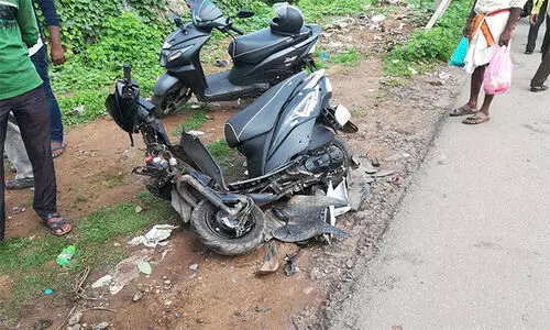 ബസ് കയറി സ്കൂട്ടർ യാത്രിക മരിച്ച സംഭവം: പൊലീസ് അന്വേഷിച്ച കാർ കണ്ടെത്തി