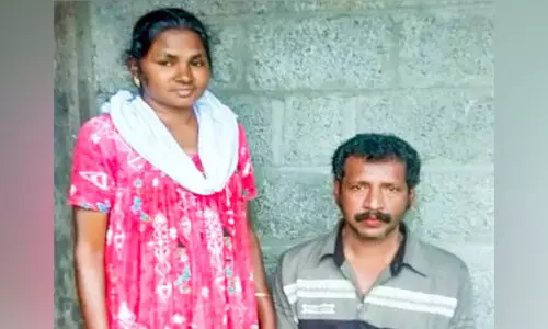 റീനയുടെ ഓർമകളിൽ നോവിന്റെ ഉരുൾപൊട്ടൽ റീനയുടെ ഓർമകളിൽ നോവിന്റെ ഉരുൾപൊട്ടൽ