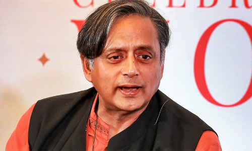 shashi tharoor