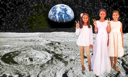 സാങ്കൽപിക ചന്ദ്രയാത്ര നടത്തി പഴവങ്ങാടി സ്കൂൾ കുട്ടികൾ