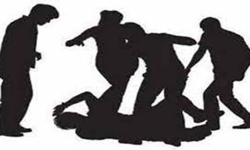 പരീക്ഷക്കെത്തിയ വിദ്യാർഥിയെ സംഘം ചേർന്ന് മർദിച്ചതായി പരാതി