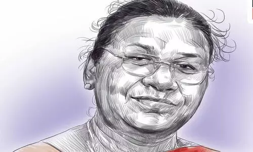 ആദിവാസി ഗ്രാമത്തിൽനിന്നും ആദ്യമായി കോളജിലെത്തിയ പെൺകുട്ടി പ്രസിഡന്റാകു​മ്പോൾ