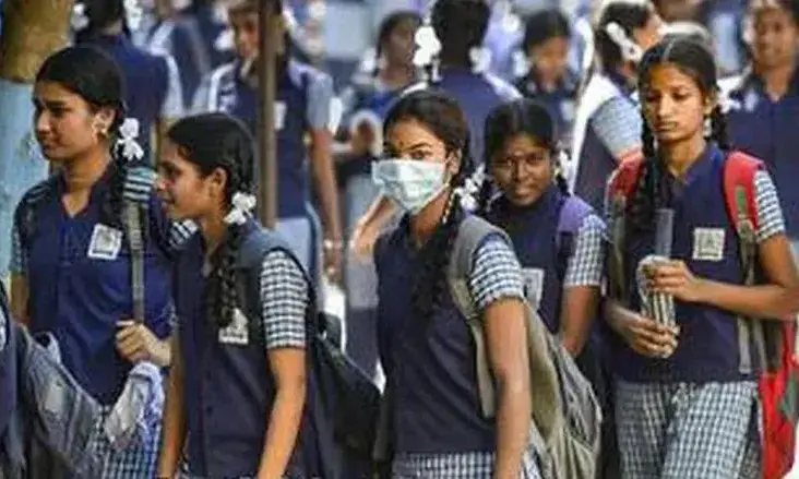 പ്ലസ് വൺ പ്രവേശനം: അപേക്ഷ തീയതി ഇന്നത്തേക്ക് കൂടി നീട്ടി ഹൈകോടതി പ്ലസ് വൺ പ്രവേശനം: അപേക്ഷ തീയതി ഇന്നത്തേക്ക് കൂടി നീട്ടി ഹൈകോടതി