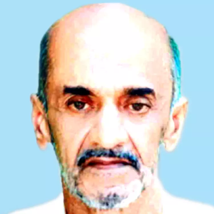 അ​ലി​യാ​ർ