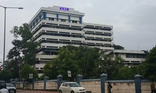 റെഗുലേറ്ററി കമീഷന്റെ അംഗീകാരമില്ലാതെ കെ.എസ്.ഇ.ബി ജീവനക്കാരായത് 6367 പേർ റെഗുലേറ്ററി കമീഷന്റെ അംഗീകാരമില്ലാതെ കെ.എസ്.ഇ.ബി ജീവനക്കാരായത് 6367 പേർ