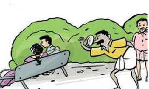 കമിതാക്കളെ ഭീഷണിപ്പെടുത്തി കവർച്ച: പ്രധാനപ്രതികൾ ഒളിവിൽ