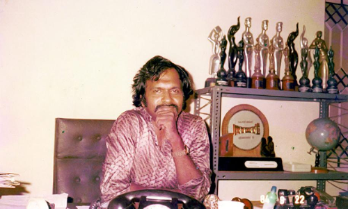 ത​​ത്ത്വ​​ചി​​ന്താ​​പ​​ര​​മാ​​യ ഗാ​​ന​​ങ്ങ​​ൾ​​​ പ്രാ​​മു​​ഖ്യം നേ​​ടി​​യ ഒ​​രു കാ​​ല​​മു​​ണ്ട് -ശ്രീകുമാരൻ തമ്പി എഴുതുന്നു.