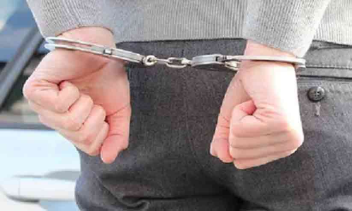 വിദ്യാർഥികളുടെ ചുംബന വീഡിയോ വൈറലായി; ഒരാൾ കസ്റ്റഡിയിൽ