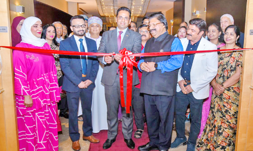 പ്ര​തീ​ക്ഷ​യു​ടെ നി​റ​ച്ചാ​ർ​ത്തു​മാ​യി ആ​ർ​ട്ട് ഫ്രം ​ദ ഹാ​ർ​ട്ടി​ന്​ തു​ട​ക്കം