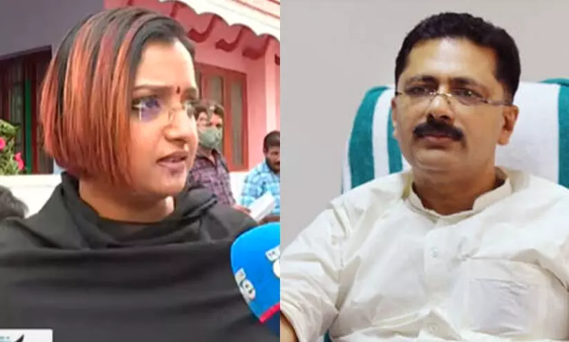 ജലീൽ സർ പറഞ്ഞത് കള്ളം, മാധ്യമത്തിനെതിരെ കത്തയക്കു​മ്പോൾ ഞാൻ പി.എ അല്ല -സ്വപ്‌ന സുരേഷ്