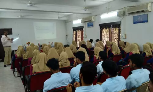 ലക്ഷദ്വീപിലെ സ്കൂൾ ഉച്ചഭക്ഷ‍ണത്തിന് മാംസാഹാരം തുടരാമെന്ന് ഉത്തരവ്