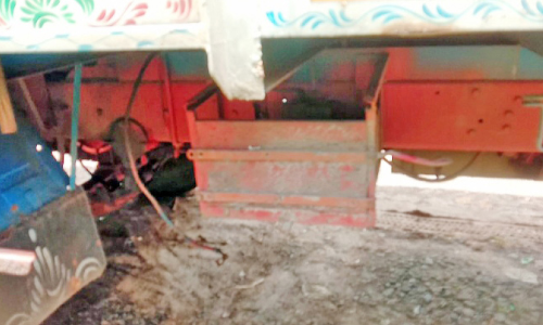 മേ​പ്പാ​ടി​യി​ൽ വാ​ഹ​ന​ങ്ങ​ളു​ടെ   ബാ​റ്റ​റി മോ​ഷ​ണം തു​ട​ർ​ക്ക​ഥ