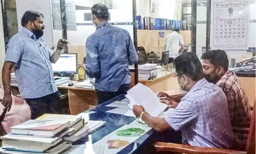 മൂന്ന് തദ്ദേശ സ്ഥാപനങ്ങളില് വിജിലന്സ് പരിശോധന മൂന്ന് തദ്ദേശ സ്ഥാപനങ്ങളില് വിജിലന്സ് പരിശോധന