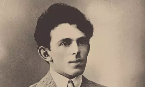 ഒ​രു ക​വി​യു​ടെ യാ​ത്രാ​വ​ച​ന​ങ്ങ​ൾ