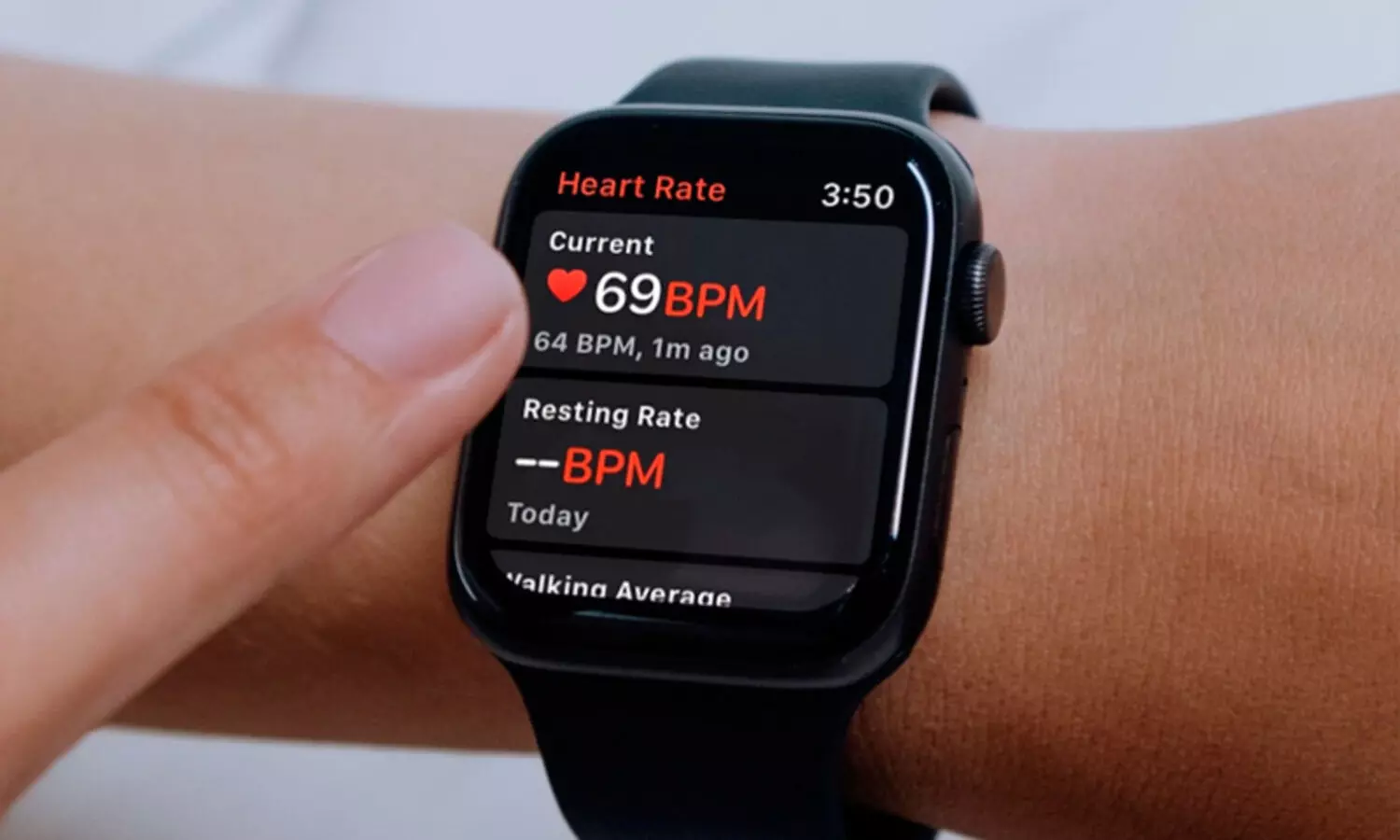 ഹൃദയത്തിൽ അപൂർവ ട്യൂമർ; ആപ്പിൾ വാച്ച് ജീവൻ രക്ഷിച്ച അനുഭവം പറഞ്ഞ് യുവതി