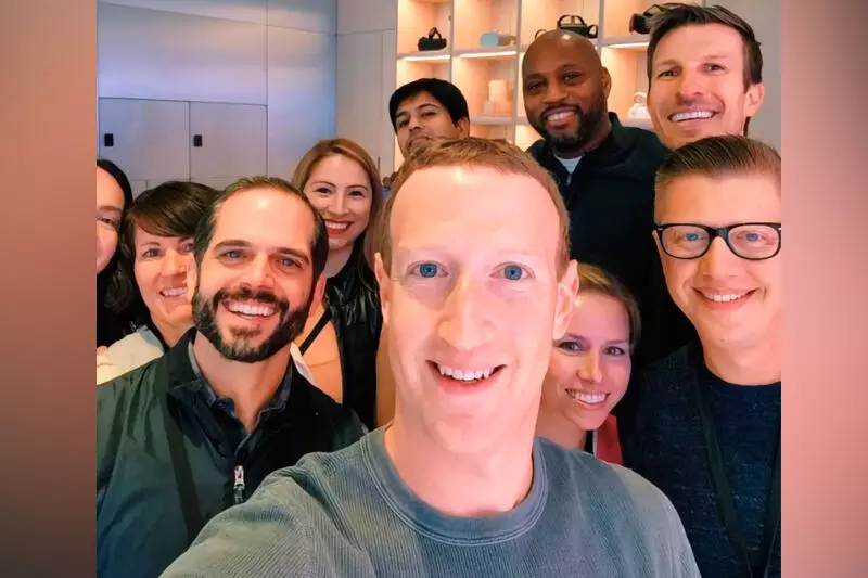 സുക്കർബർഗിന് എട്ടിന്റെ പണി; മെറ്റക്കെതിരെ മോഷണാരോപണവുമായി അമേരിക്കൻ കമ്പനി