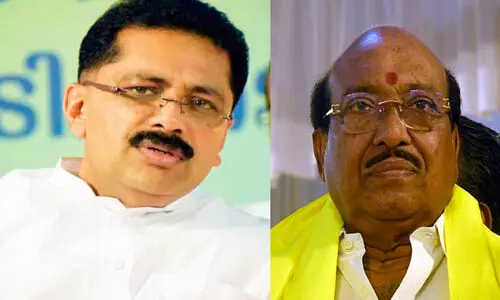 ജലീൽ-വെള്ളാപ്പള്ളി കൂടിക്കാഴ്ച സ്വപ്നയുടെ കൂടുതൽ വെളിപ്പെടുത്തലുകൾക്ക് തടയിടാനെന്ന് സൂചന