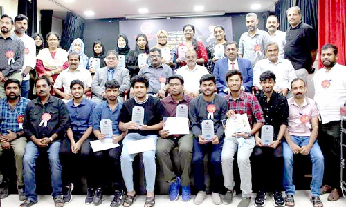 വിദ്യാർഥികളെ ആദരിച്ചു