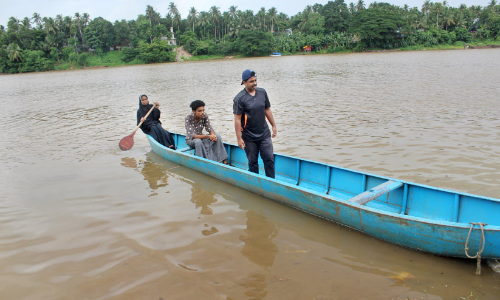ചാലിയാറിന്‍റെ കടത്തുകാരി