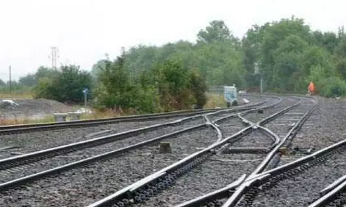 മുന്നൊരുക്കമില്ലാതെ തുടങ്ങി; കൊല്ലം-ചെങ്കോട്ട റെയിൽവേ ലൈൻ സംയുക്ത സർവേ അവതാളത്തിൽ